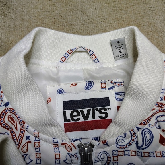 Levi's Jacket Womens Medium Diamond Quilted Bomber Paisley Full Zip - Picture 3 of 9